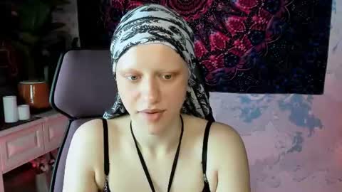 Hey My name is Lida online show from 07/03/26, 09:05