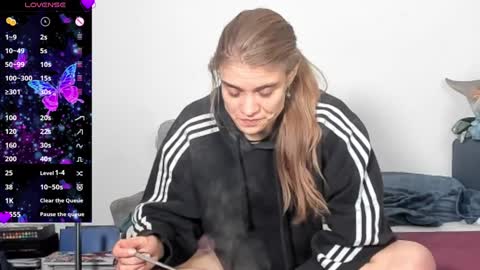 Sophie online show from 12/31/24, 03:31