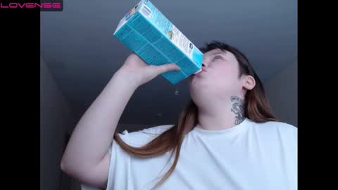 light_lunaa online show from 01/02/25, 09:33