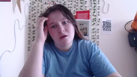 light_lunaa online show from 01/17/25, 05:32