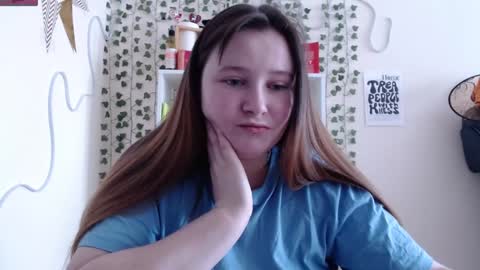 light_lunaa online show from 01/19/25, 05:26