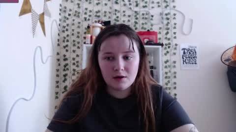 light_lunaa online show from 01/28/25, 09:19