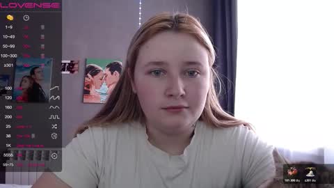 light_lunaa online show from 11/15/25, 08:55