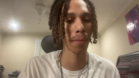 Snapshot of lightskin4you chatting on 07/07/26, 03:42 lightskin4you online show from 07/07/26, 03:42