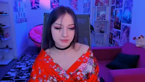 LiLu online show from 10/05/25, 03:54