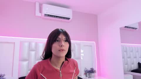 Snapshot of liia_collins chatting on 04/04/26, 05:21 Lia online show from 04/04/26, 05:21