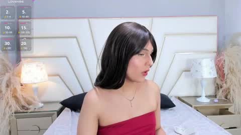 Snapshot of liia_collins chatting on 05/14/26, 06:37 Lia online show from 05/14/26, 06:37
