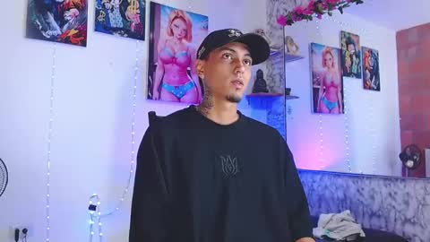 Daniel online show from 10/25/25, 01:07