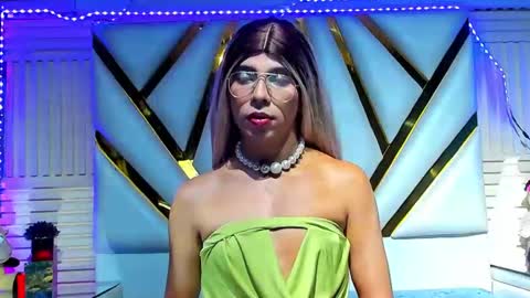 liiacollins online show from 10/29/25, 01:13