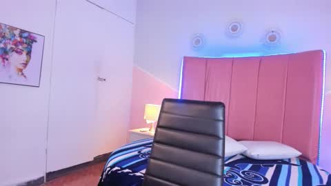 Snapshot of liiam_smith_ chatting on 10/13/25, 01:11 liiam_smith_ online show from 10/13/25, 01:11