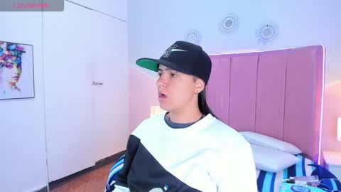 Snapshot of liiam_smith_ chatting on 10/25/25, 12:56 liiam_smith_ online show from 10/25/25, 12:56