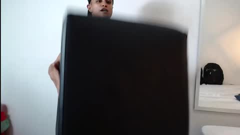 Liam thompson online show from 02/12/25, 05:16