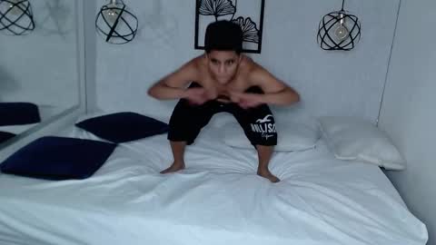Liam thompson online show from 03/10/25, 02:59