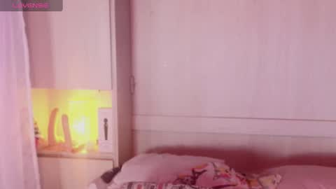 Snapshot of liiavega chatting on 02/18/25, 11:44 online show from 02/18/25, 11:44