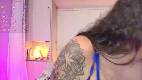 Snapshot of liiavega chatting on 02/27/25, 05:47 online show from 02/27/25, 05:47