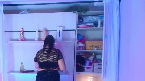 Snapshot of liiavega chatting on 09/25/25, 11:47 online show from 09/25/25, 11:47