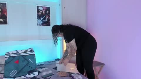 Snapshot of liiavega chatting on 10/03/25, 11:40 online show from 10/03/25, 11:40