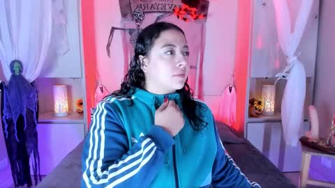 Snapshot of liiavega chatting on 10/29/25, 11:45 online show from 10/29/25, 11:45