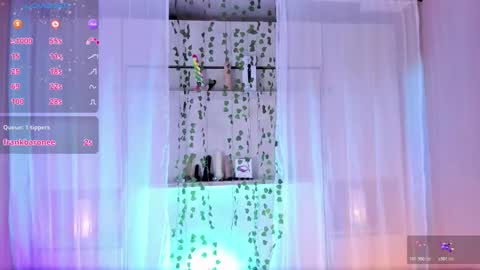 Snapshot of liiavega chatting on 11/13/25, 11:42 online show from 11/13/25, 11:42