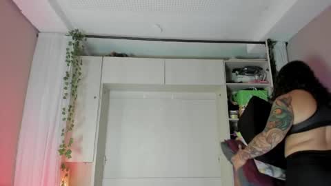         online show from 05/25/26, 11:38