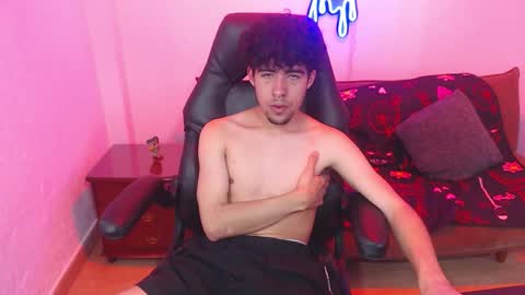 Snapshot of liil_boy chatting on 09/28/25, 03:12 Lil Boy- online show from 09/28/25, 03:12