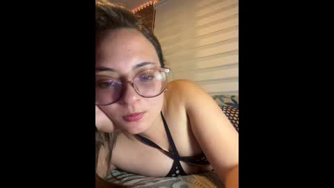 Snapshot of liilaaaa23 chatting on 10/23/25, 11:35 liilaaaa23 online show from 10/23/25, 11:35