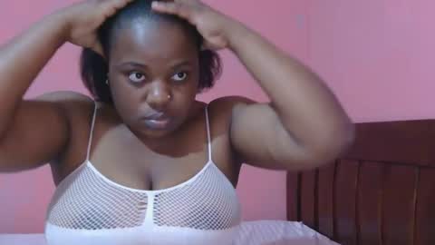 Snapshot of liilcutiee chatting on 09/09/25, 10:53 Lily online show from 09/09/25, 10:53