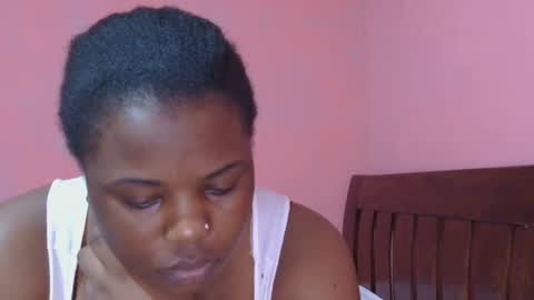 Snapshot of liilcutiee chatting on 09/18/25, 10:56 Lily online show from 09/18/25, 10:56