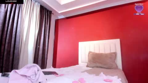liivy_ online show from 06/13/26, 02:59