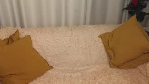 Snapshot of lika_haris chatting on 10/05/25, 08:34 Lika online show from 10/05/25, 08:34