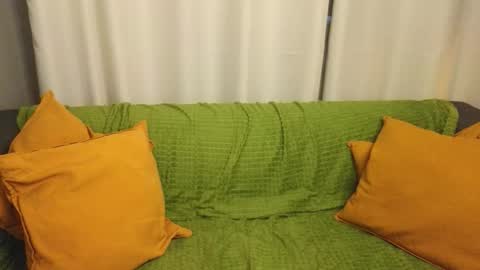 Snapshot of lika_haris chatting on 10/12/25, 02:27 Lika online show from 10/12/25, 02:27