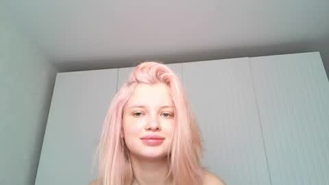 Call me Anna online show from 06/25/26, 05:12