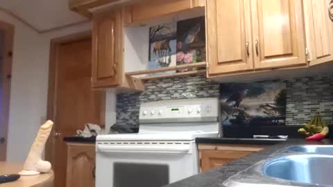 Snapshot of likedoingit69 chatting on 10/30/25, 04:30 St pierre online show from 10/30/25, 04:30