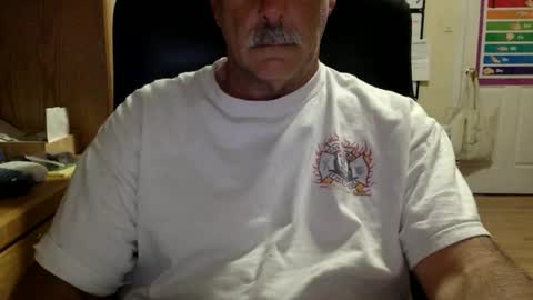 Snapshot of likefhot chatting on 01/18/26, 01:37 likefhot online show from 01/18/26, 01:37