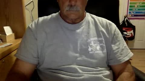 Snapshot of likefhot chatting on 04/20/26, 01:25 likefhot online show from 04/20/26, 01:25