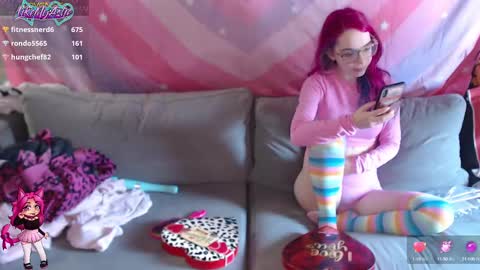 LikeMyAshe online show from 02/19/25, 08:10