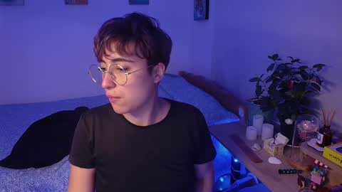im MIA  -- MY OF is catsito3 online show from 12/17/24, 04:56