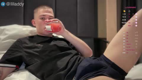 Snapshot of lil_addy chatting on 10/26/25, 10:21 Addy online show from 10/26/25, 10:21