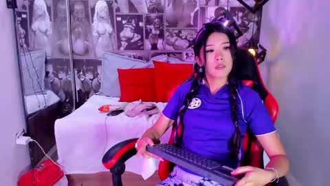 Snapshot of lil_cey chatting on 09/19/25, 07:58 Lili Cey online show from 09/19/25, 07:58