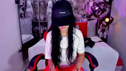 Snapshot of lil_cey chatting on 09/20/25, 07:37 Lili Cey online show from 09/20/25, 07:37