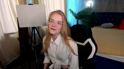 Erica online show from 06/13/26, 11:30