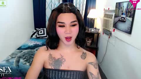 LILY online show from 01/15/26, 03:33
