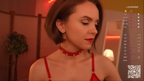 Snapshot of lil_fleur chatting on 10/25/25, 04:24 LILIAN use my lovense toy and give me plesure online show from 10/25/25, 04:24