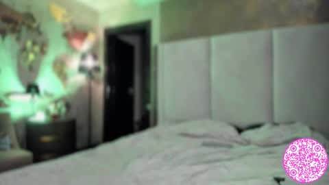 Snapshot of lil_gabbyg chatting on 10/16/25, 07:26 Gabriela online show from 10/16/25, 07:26