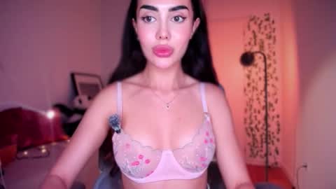 Gabriela online show from 12/05/25, 07:43