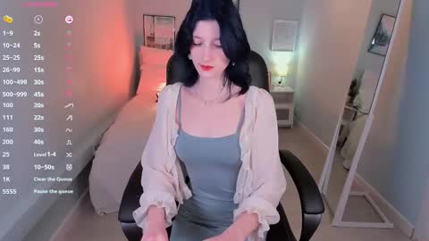 Melanie  Follow me  online show from 03/02/26, 11:39