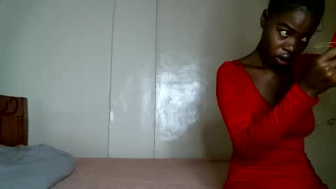 Snapshot of lil_paula chatting on 02/11/26, 07:13 serenity online show from 02/11/26, 07:13