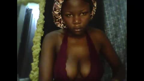 Snapshot of lil_shwaty chatting on 12/09/24, 07:18 brinna online show from 12/09/24, 07:18