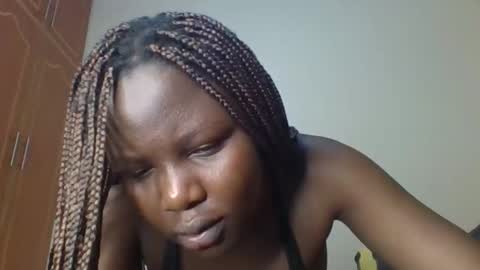 Snapshot of lil_shwaty chatting on 10/19/25, 09:59 brinna online show from 10/19/25, 09:59