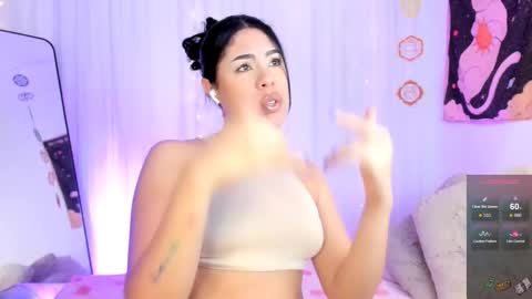 Snapshot of lil_swaay chatting on 01/19/26, 12:53 Lola online show from 01/19/26, 12:53